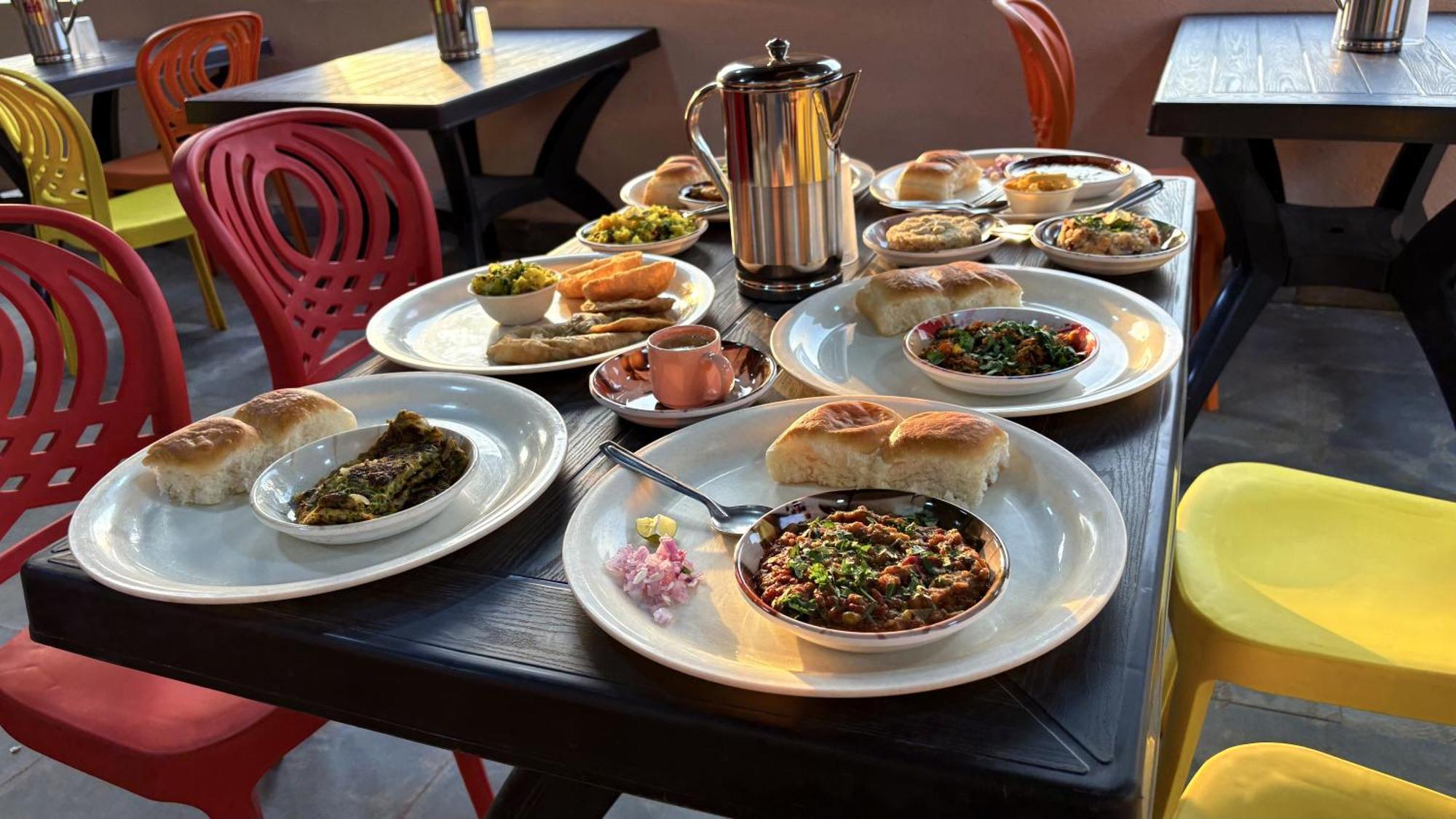 קארג'אט Deep Bhavani Resort מראה חיצוני תמונה