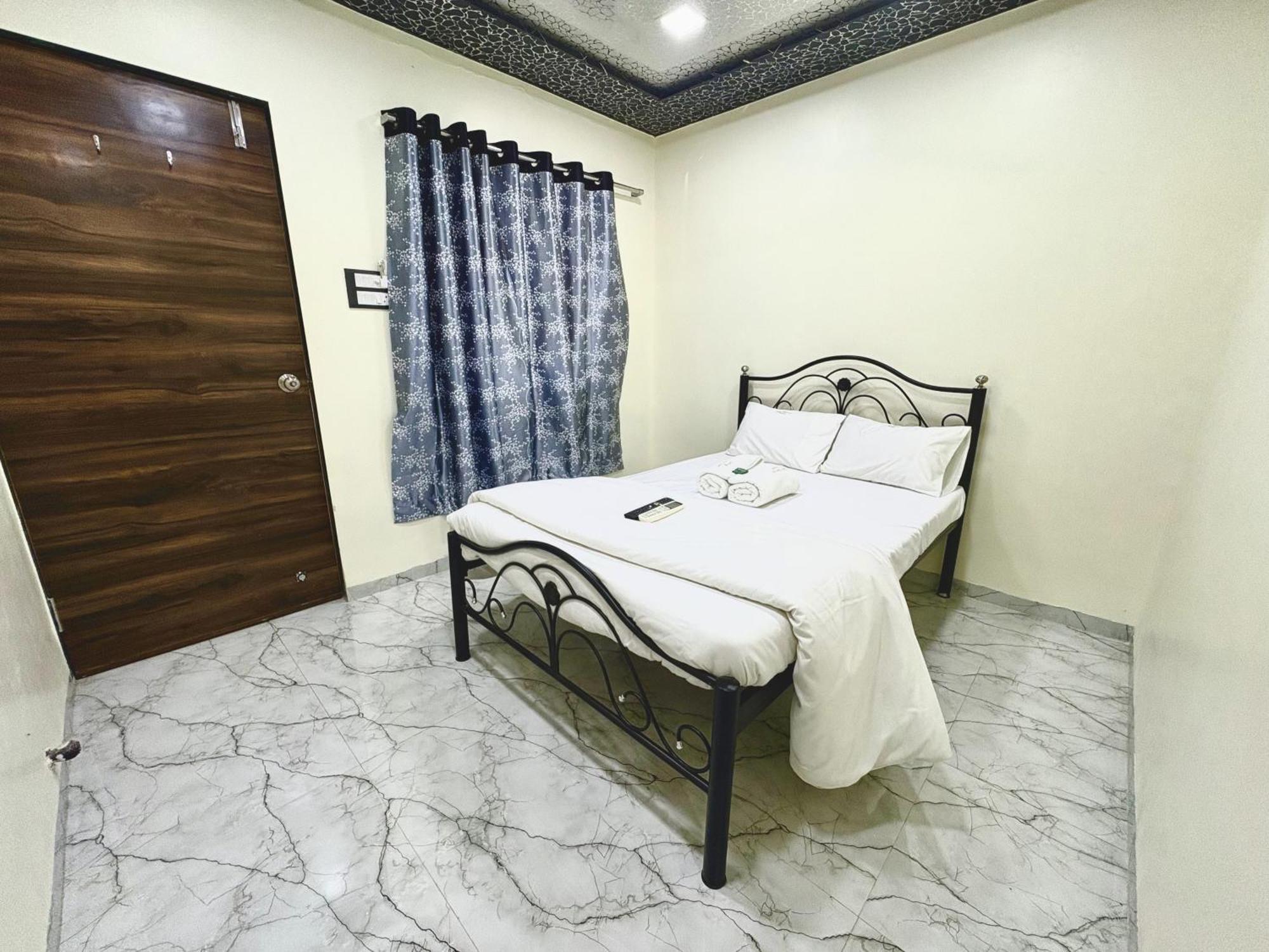 קארג'אט Deep Bhavani Resort מראה חיצוני תמונה